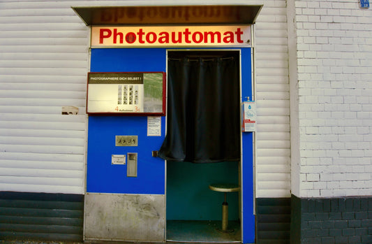 How to Choose the Right Photo Booth Provider - Pixilated