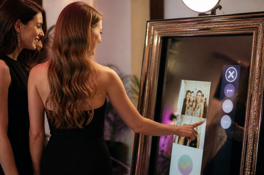 Mirror Photobooth: Modern Interactive Event Entertainment