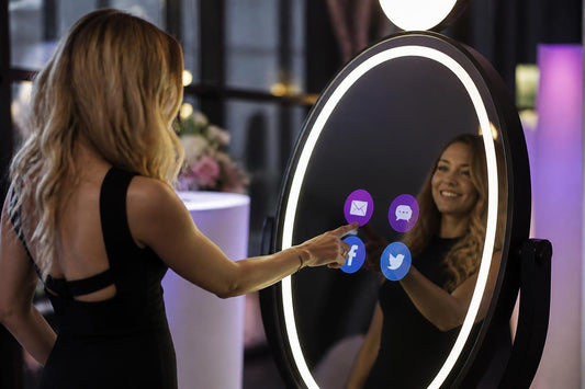 Selfie Mirror: Ultimate Guide for Events in 2026 - Pixilated