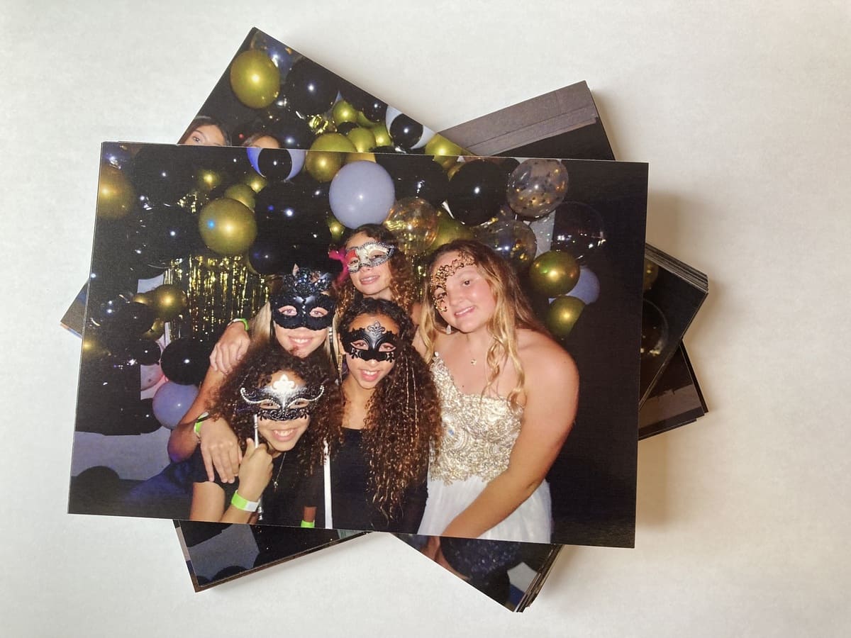 Photo Booth Prints - Pixilated